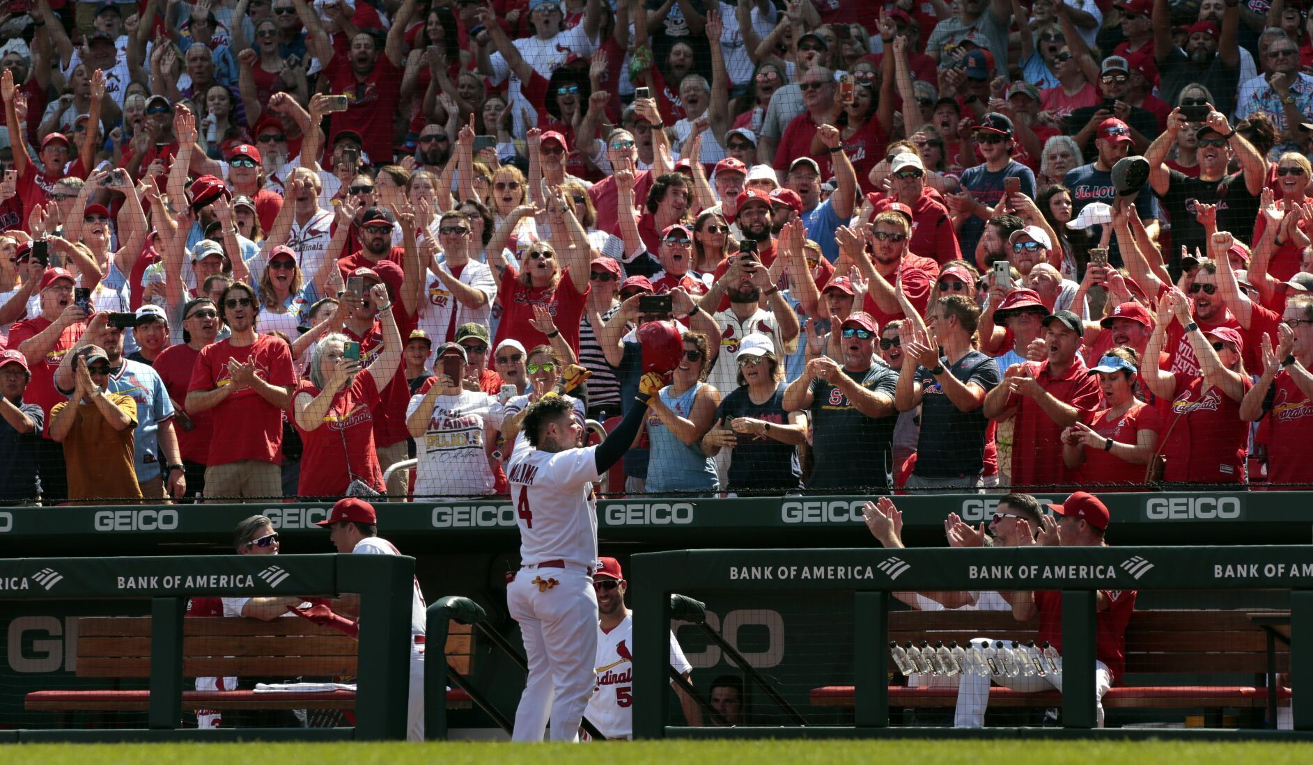 Cardinals beat Reds 5-1 in first game of doubleheader